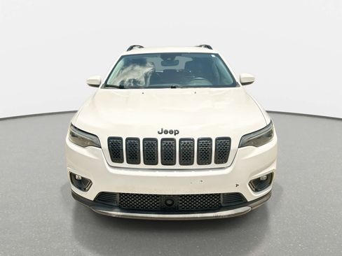 Used 2021 Jeep Cherokee Latitude Plus FWD image 3