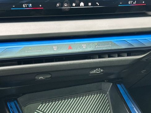 Used 2025 BMW X3 xDrive30i w/ Premium Package image 20