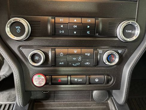 Used 2020 Ford Mustang GT w/ Black Accent Package RWD image 18
