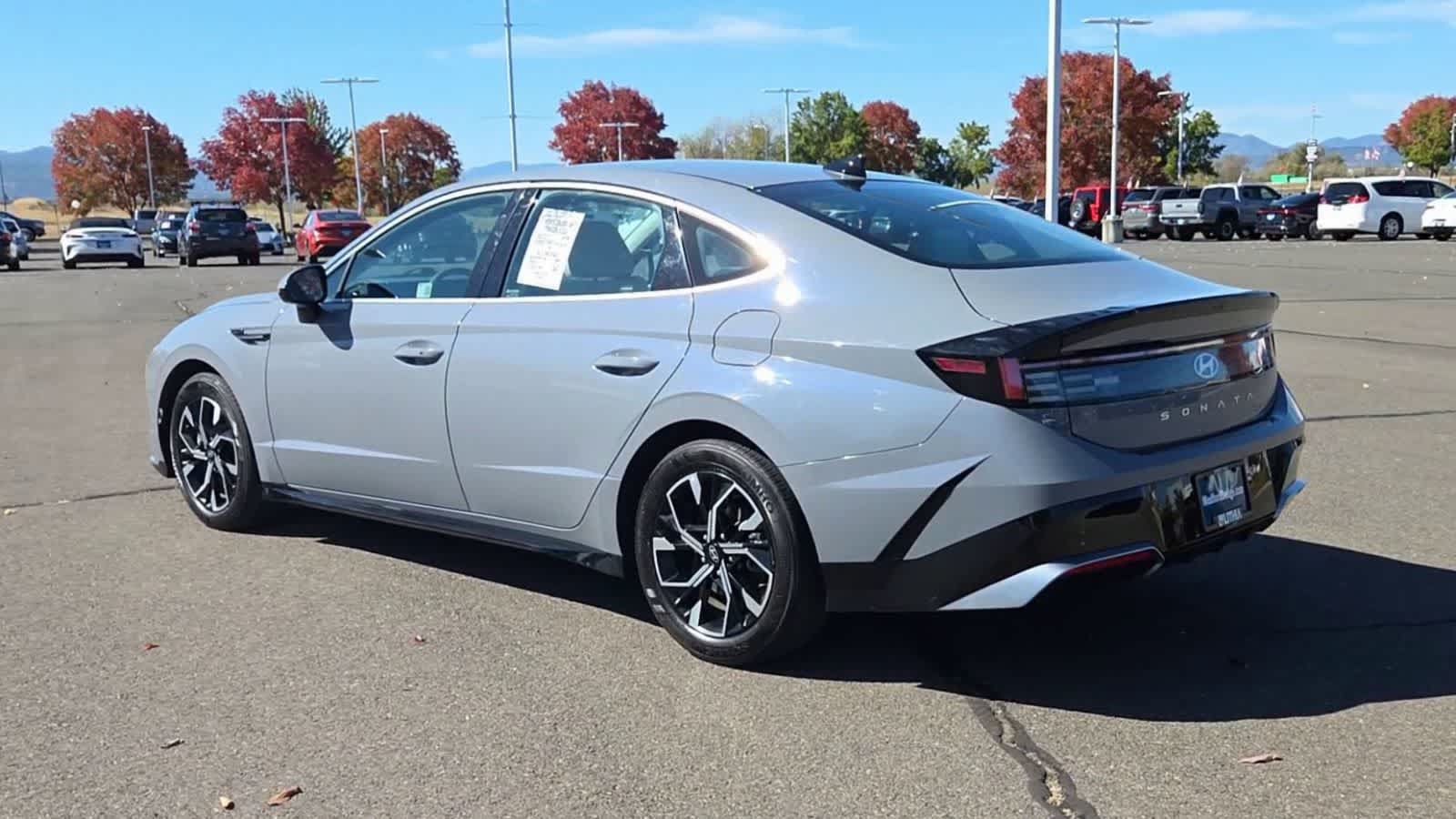 Used 2025 Hyundai Sonata SEL FWD image 6