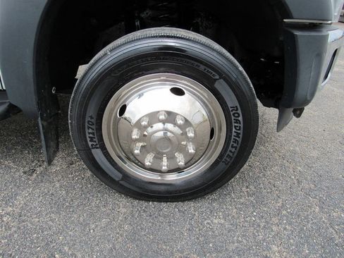 Used 2015 Ford F550 2WD Regular Cab Super Duty image 10