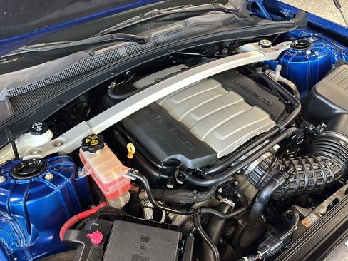Used 2018 Chevrolet Camaro SS RWD image 54