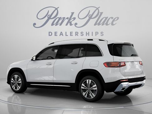Used 2026 Mercedes-Benz GLB 250 image 12