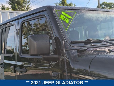 Used 2021 Jeep Gladiator Sport AWD/4WD image 11