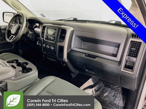 Used 2014 RAM 1500 Express AWD/4WD image 25