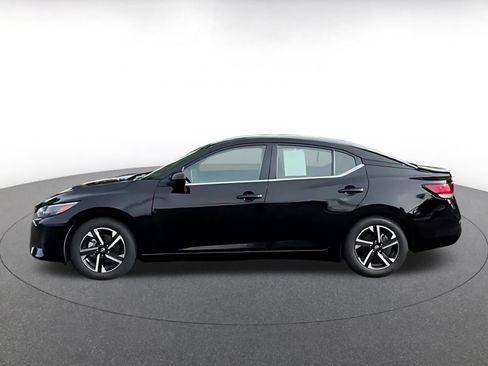 Used 2025 Nissan Sentra SV FWD image 16