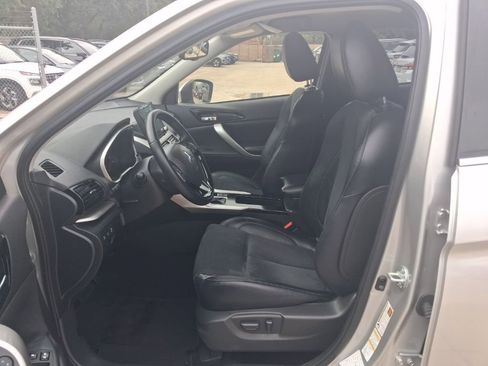 Used 2025 Mitsubishi Eclipse Cross SE AWD/4WD image 4