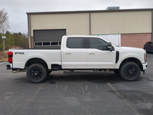 Used 2025 Ford F350 Lariat w/ Black Appearance Package AWD/4WD image 3