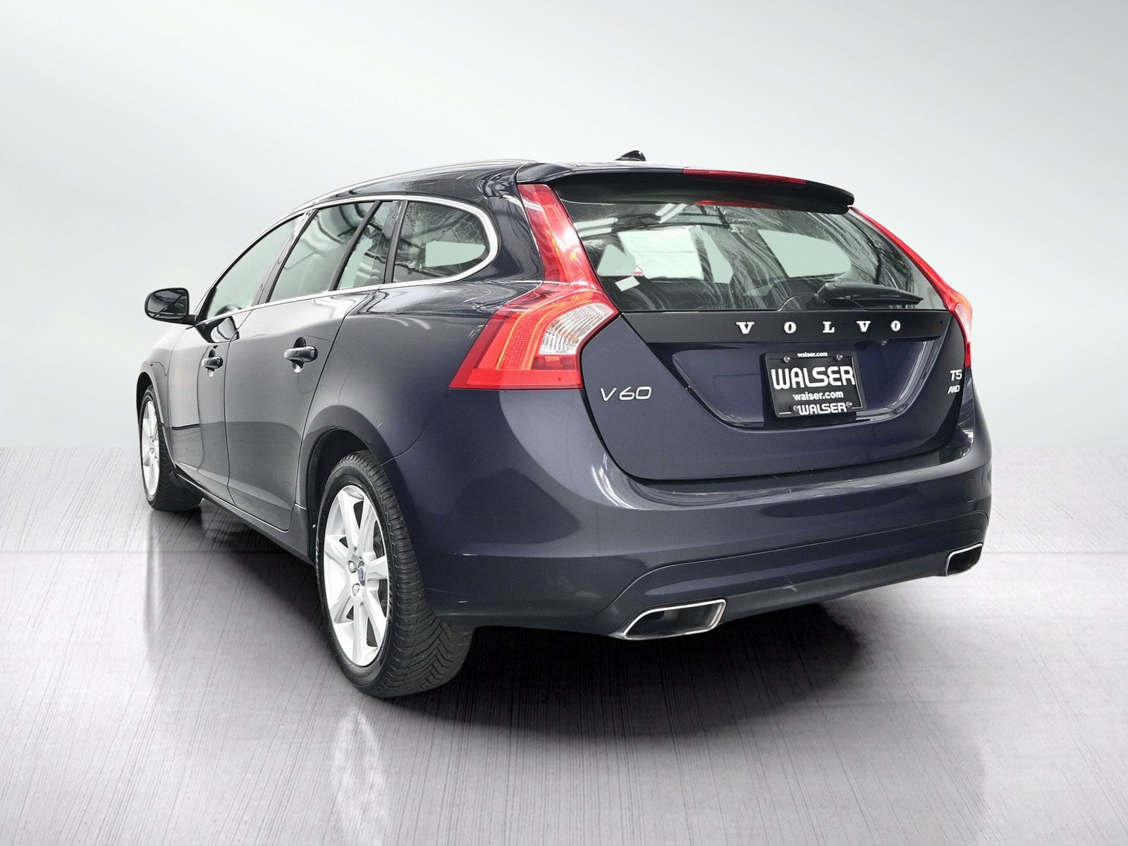 Used 2017 Volvo V60 T5 Premier w/ Convenience Package AWD/4WD image 5