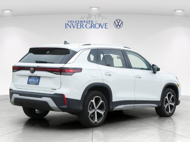 Certified 2026 Volkswagen Tiguan SE AWD/4WD image 7