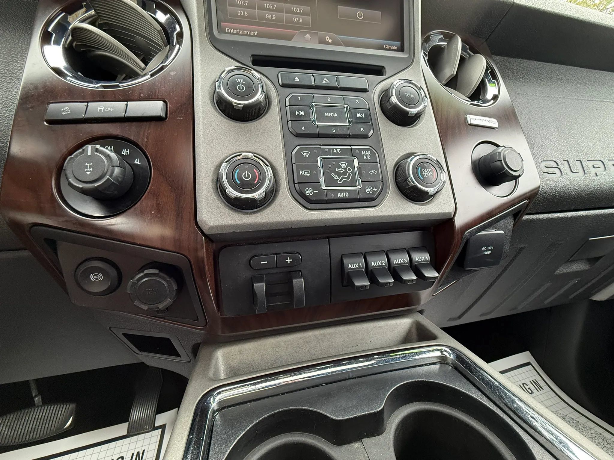 Used 2016 Ford F350 Lariat w/ Chrome Package AWD/4WD image 20