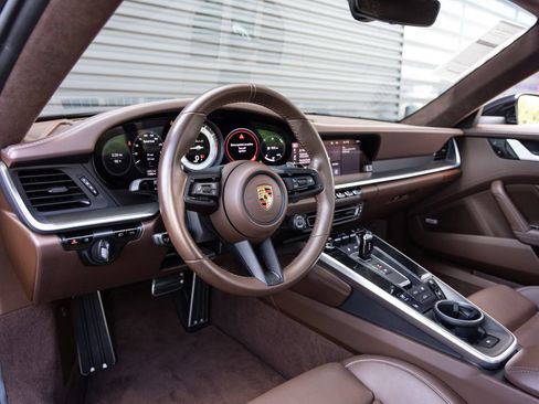 Certified 2021 Porsche 911 Turbo S AWD/4WD image 4