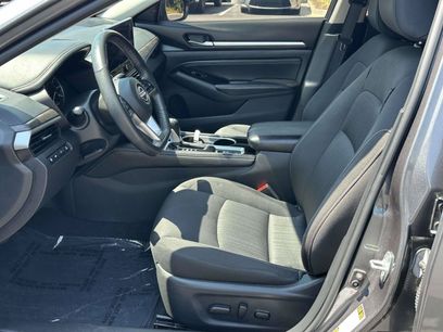 Used 2023 Nissan Altima 2.5 SV w/ SV Premium Package