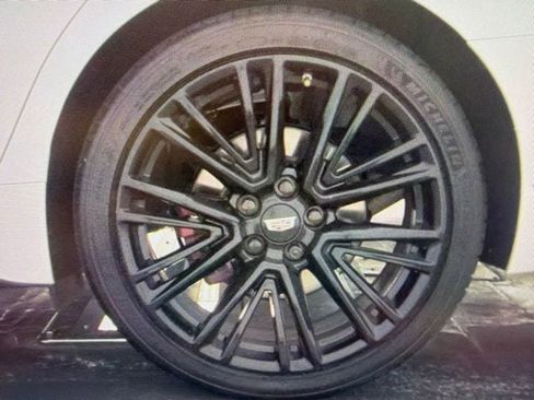 Used 2020 Cadillac CT5 V w/ Platinum Package AWD/4WD image 9