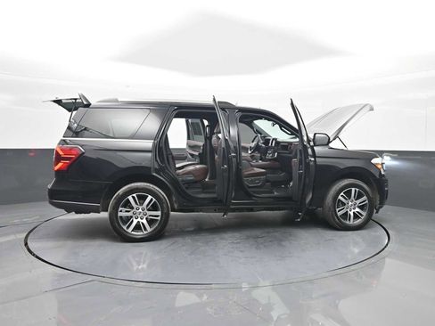 Used 2023 Ford Expedition Limited image 49