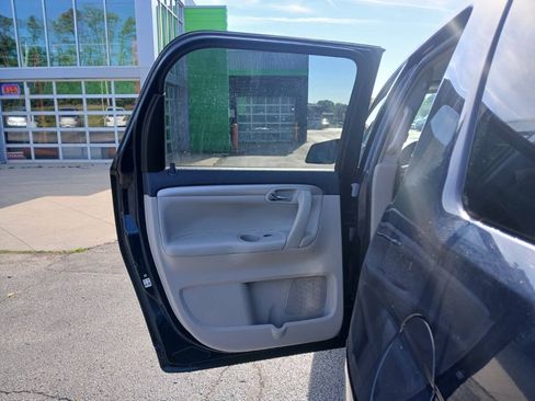 Used 2007 Saturn Outlook XE FWD image 11
