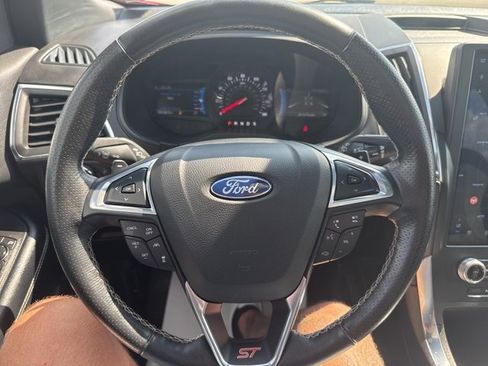 Used 2022 Ford Edge ST w/ Equipment Group 401A image 32