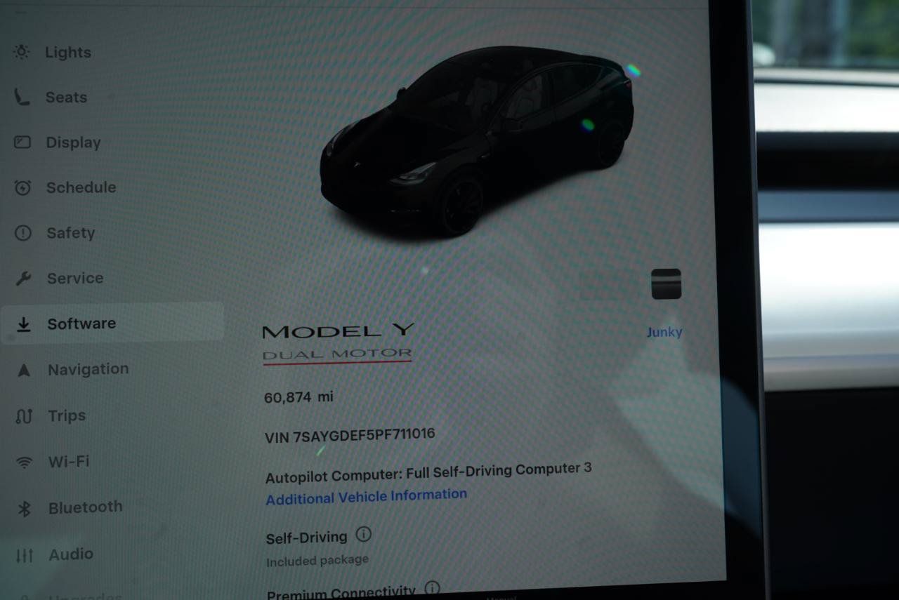 Used 2023 Tesla Model Y Performance AWD/4WD image 82