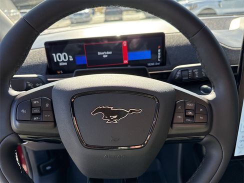 Used 2023 Ford Mustang Mach-E Premium image 24