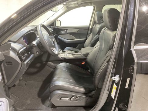 Certified 2023 Acura MDX w/Technology Package image 2