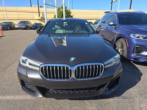 Used 2021 BMW 540i w/ Executive Package image 4