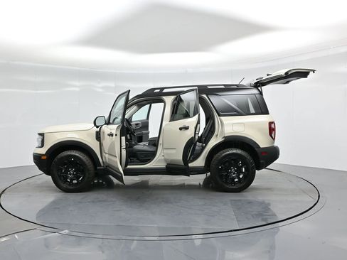 New 2025 Ford Bronco Sport Badlands w/ Badlands Tech Package image 39