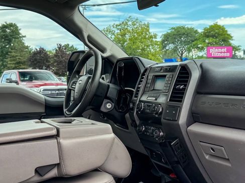 Used 2019 Ford F250 XL w/ XL Value Package AWD/4WD image 16