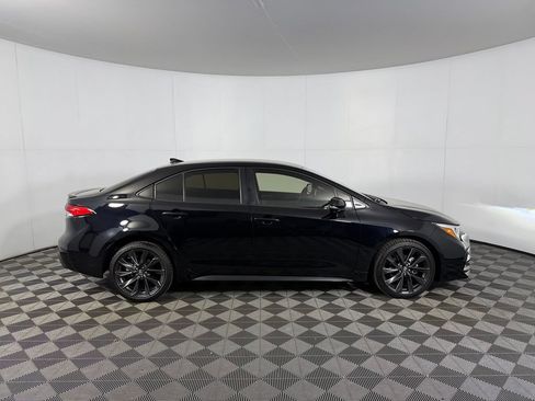 Used 2026 Toyota Corolla SE FWD image 7