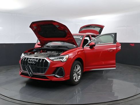 Certified 2025 Audi Q3 2.0T Premium AWD/4WD image 25