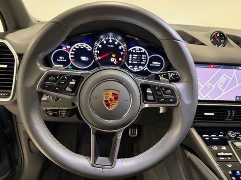 Certified 2019 Porsche Cayenne S AWD/4WD image 17