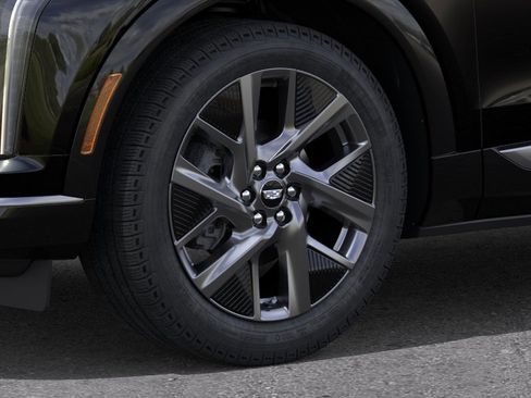 New 2026 Cadillac Optiq Luxury 2 w/ LPO, Floor Liner Package image 9