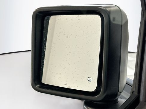 Used 2023 Jeep Wrangler Unlimited w/ 8.4" Radio Group AWD/4WD image 16