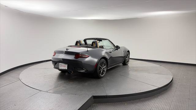Used 2016 MAZDA MX-5 Miata Grand Touring RWD image 8