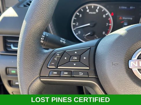 Used 2025 Nissan Sentra S image 13