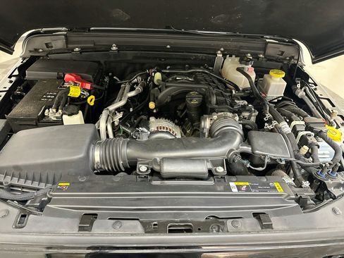 Used 2023 Jeep Gladiator Sport AWD/4WD image 34