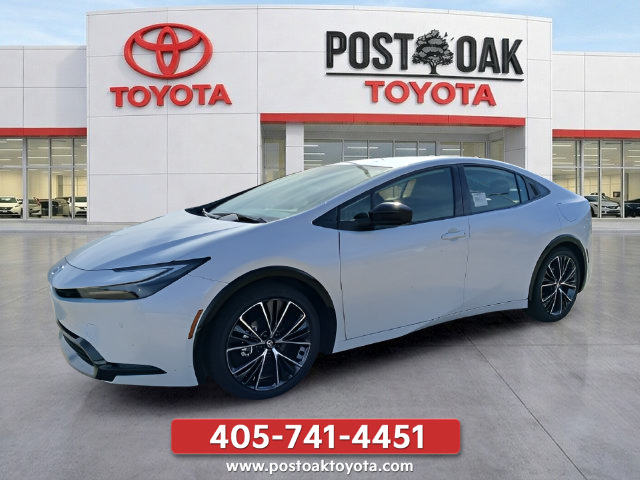 New 2027 Toyota Prius XLE FWD image 1