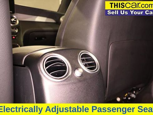 Used 2020 Mercedes-Benz GLC 300 image 31