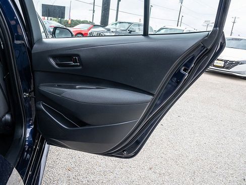 Used 2022 Toyota Corolla LE image 13
