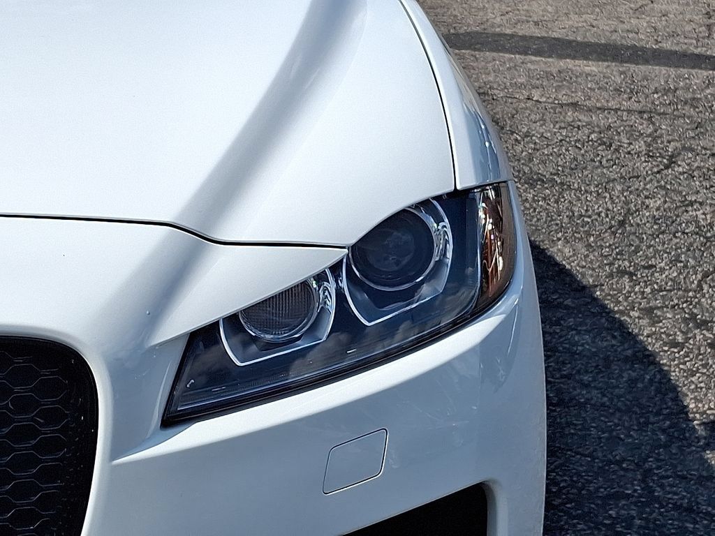 Used 2020 Jaguar F-PACE Premium AWD/4WD image 20