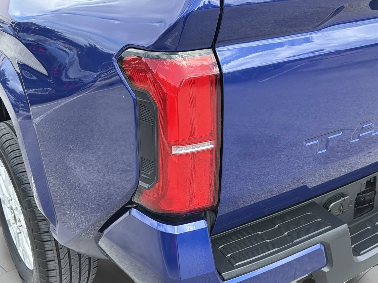 Used 2024 Toyota Tacoma SR5 RWD image 7