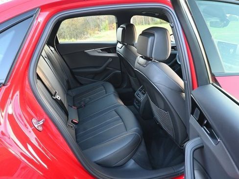 Used 2022 Audi A4 2.0T Premium Plus image 21