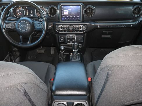 Used 2021 Jeep Wrangler Unlimited Sport AWD/4WD image 10