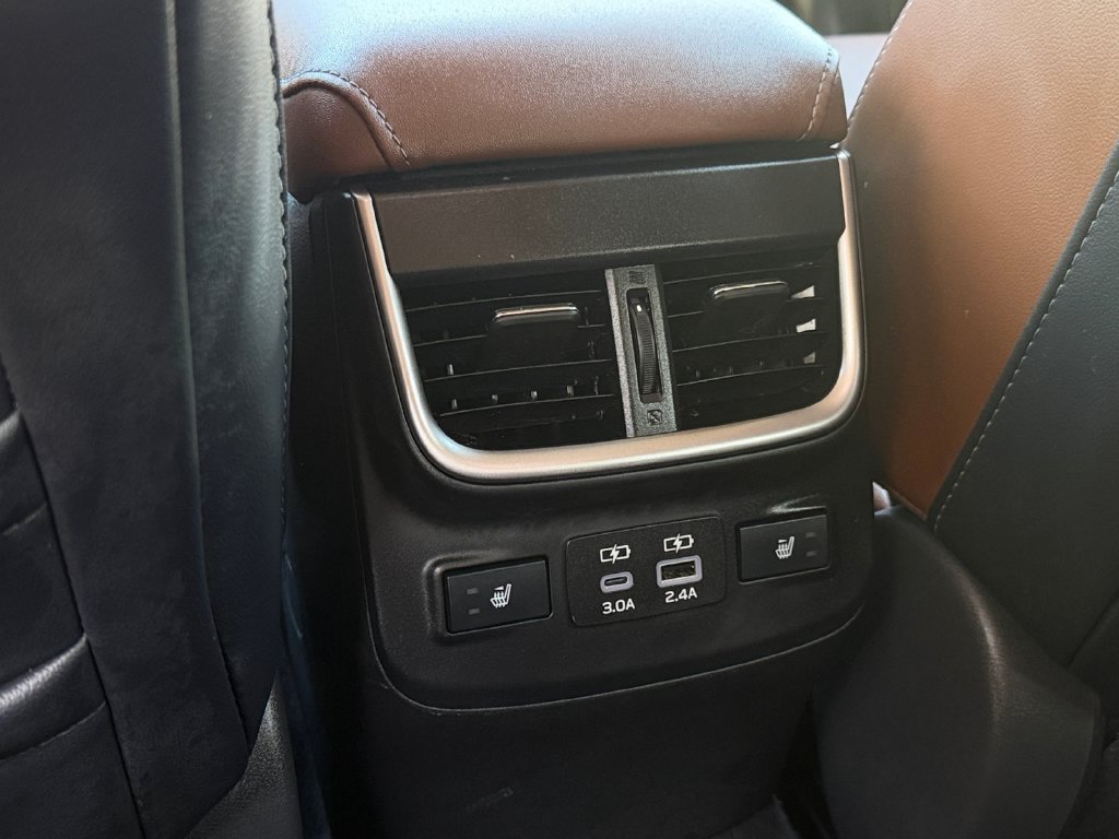Certified 2025 Subaru Outback Touring XT AWD/4WD image 19