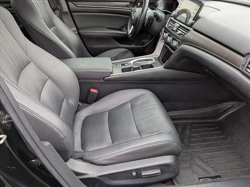 Certified 2019 Honda Accord Touring image 19