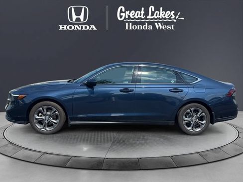 Used 2023 Honda Accord EX image 2