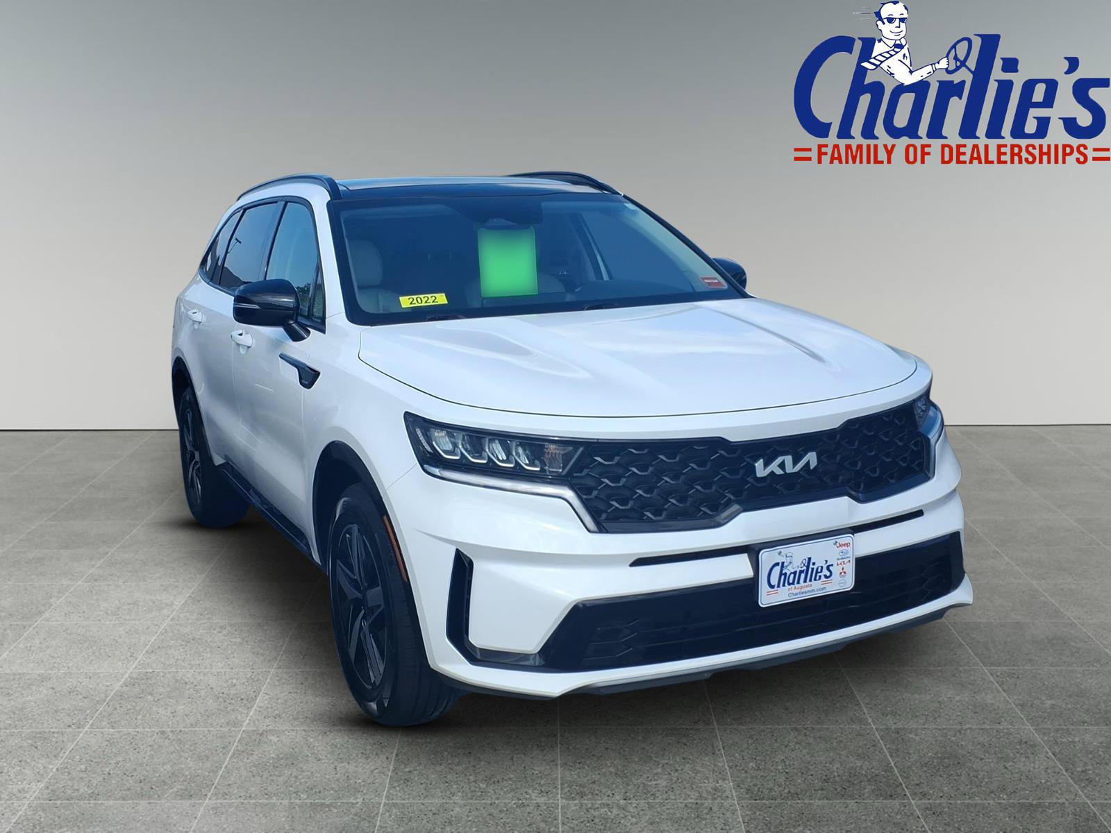 Used 2022 Kia Sorento S w/ Panoramic Sunroof Package FWD image 3