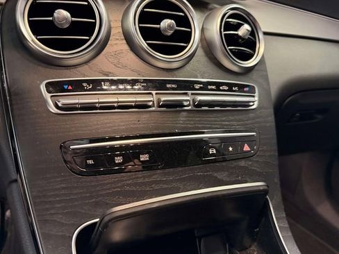 Certified 2022 Mercedes-Benz GLC 300 4MATIC image 28