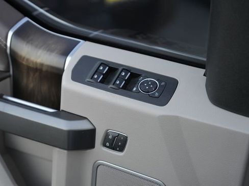 Used 2019 Ford F150 Limited image 29