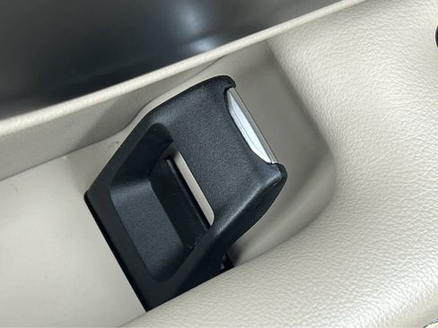 Used 2024 Lincoln Nautilus Reserve image 13