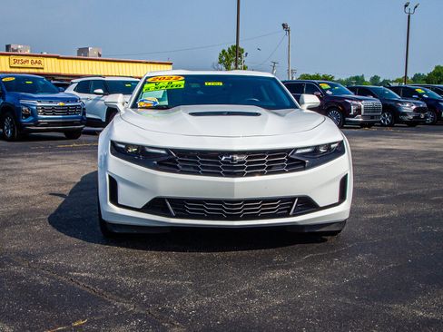 Used 2022 Chevrolet Camaro LT RWD image 2